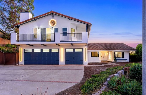 Fletcher Hills House | Sunsets & Wine with Panoramic Views San Diego