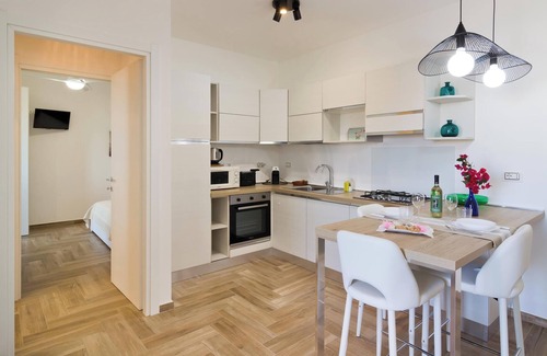 Quartu Sant'Elena Apartment | Sunshine apartment with WLAN, air conditioning and terrace; parking spaces available