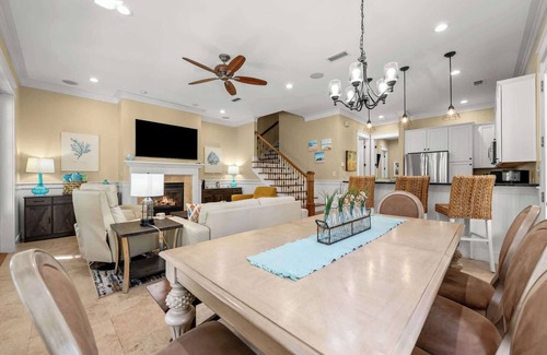 Sandestin House | Sunshine Bungalo-Baytowne-Golf CartINCL-HeatedPool