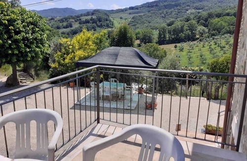 Cetona Apartment | Sunshine coast 46 apartment in the middle of the countryside