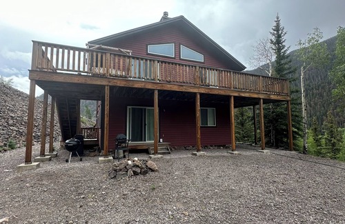 Lake City House | Sunshine Falls home at the gate to Cinnamon Pass with breathtaking views.