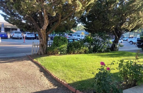 Paso Robles House | Sunshine House close to Paso Robles Event Center and downtown.