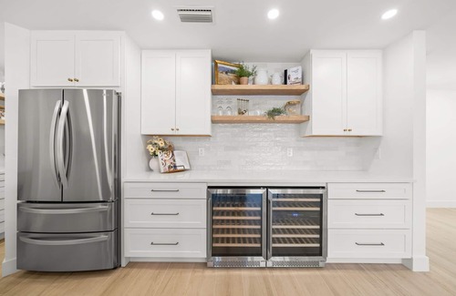 Bonita Springs House | Sunshine House on the Bay - minutes from the Beach - NEWLY RENOVATED