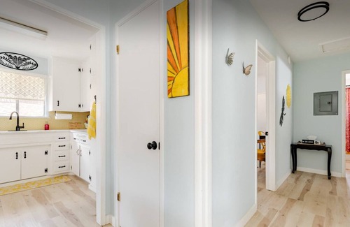 Wrightwood Apartment | Sunshine Loft in downtown Wrightwood! Close to Ski Resort with amazing views!