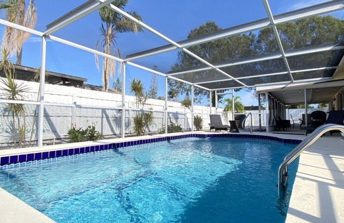 Bradenton House | Sunshine Oasis 2 With Heated Saltwater Pool Just Minutes to Gulf Beaches