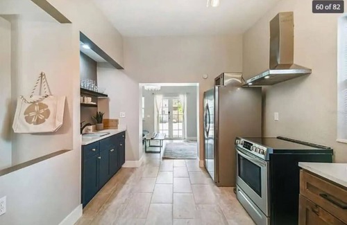 Clearwater House | Sunshine Oasis