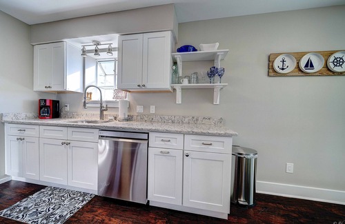 Lynn Haven House | Sunshine Stay! 3bed/2bath home with POOL & GAME ROOM! Sleeps 10