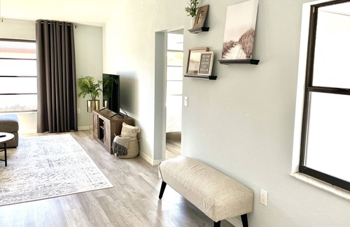Englewood East House | Sunshine Stay Bungalow- Family Friendly Pool Home - Close to local Beaches