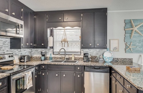 Gulf Lagoon Beach House | Sunshore Cottage - Private Pool - RV Parking