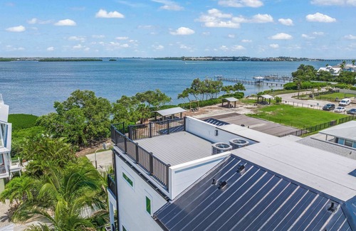 Bradenton Beach House | Sunstoppable: Luxury Rental with Pool, Spa, Roof