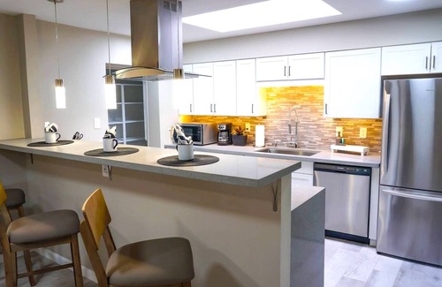 Tempe House | Sunswept Skies- WM Open Feb 2-8 Book Now!