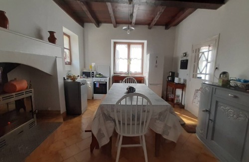 Saint-Martin-de-Fressengeas House | Superb character house with swimming pool & trampoline