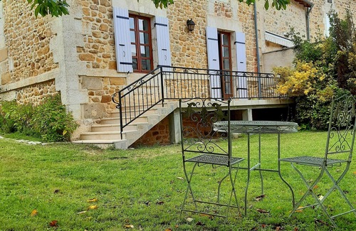Saint-Martin-de-Fressengeas House | Superb character house with swimming pool & trampoline
