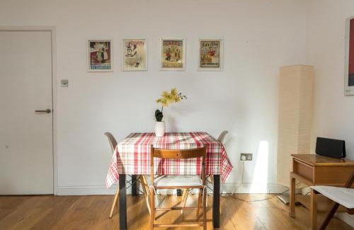 Holloway Apartment | Super 1BD Garden Flat Islington London