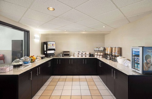 Sainte-Agathe-des-Monts Hotel | Super 8 by Wyndham Sainte Agathe Des Monts