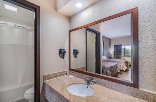 Kedron Hotel | Super 8 by Wyndham Columbia