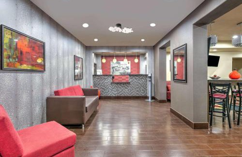 Karnes City Hotel | Super 8 by Wyndham Karnes City