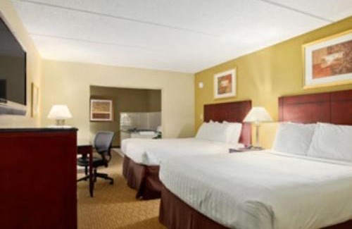 Monticello Hotel | Super 8 by Wyndham Monticello