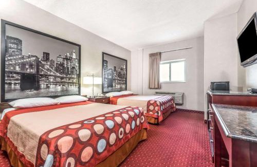 North Bergen Hotel | Super 8 by Wyndham North Bergen NJ/NYC Area
