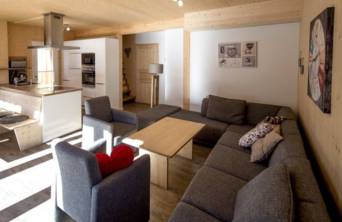 Sankt Lorenzen ob Murau Ski Chalet | Superior Chalet # 61 with Sauna & Whirlpool