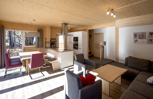Sankt Lorenzen ob Murau Ski Chalet | Superior Chalet # 61 with Sauna & Whirlpool