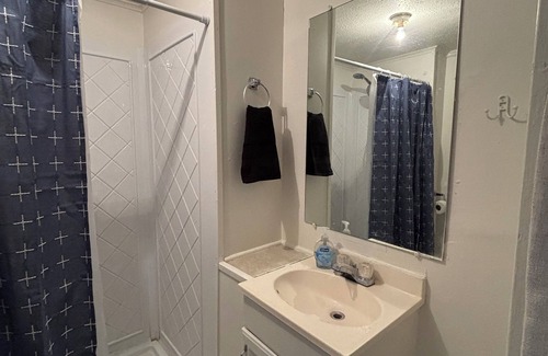 Metairie House | SUPER BOWL - Old Metairie Charm