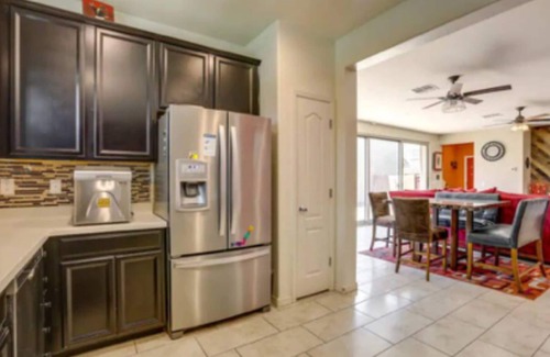 Laveen Village House | Super bowl ready! House is equipped w/electric car charging