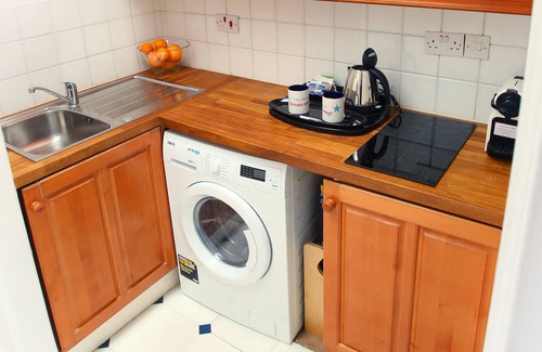 Brompton & Hans Town Apartment | ★ Super Central Chelsea South Kensington ★ Perfect for solo/couples