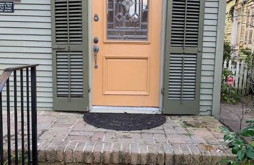 East Carrollton Apartment | Super clean 2 bedroom - Cute, Quiet, Convenient - Very safe neighborhood