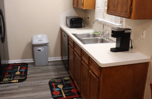 Killeen House | Super close to Ft. Hood. Great relaxed space.