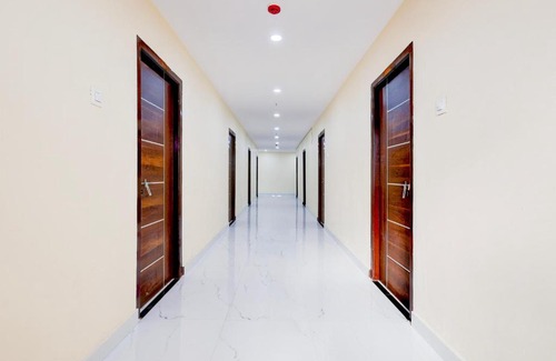 Visakhapatnam Hotel | Super Collection O Vizag Water World Park Formerly KBR Royal Function Hall