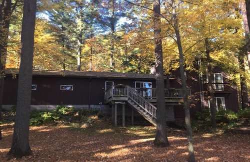 Amherst Junction House | Super-Comfortable House on Super-Clean Sunset Lake