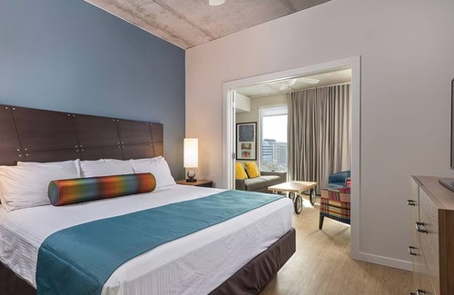 Civic District Resort | Super convenient location in Austin