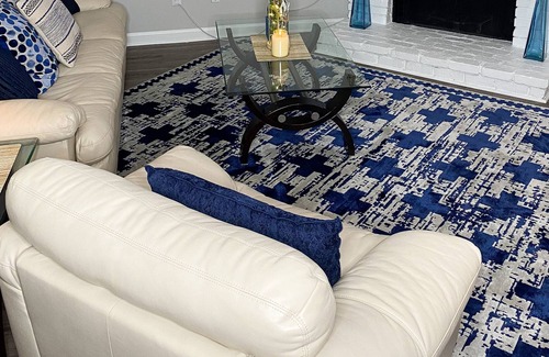 North Raleigh Apartment | Super Cozy Apt in Central Location | Free Wi-Fi & Keyless Entry!