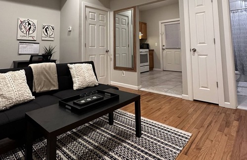 Haledon Apartment | Super Cozy Modern One Bedroom
