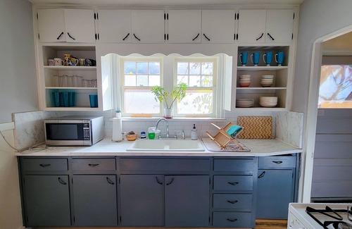 University Heights House | Super cozy southwestern style house. Lots of food/activities nearby.