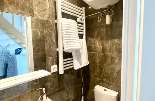 Quartier de France Apartment | Super Duplex du bord d'Allier