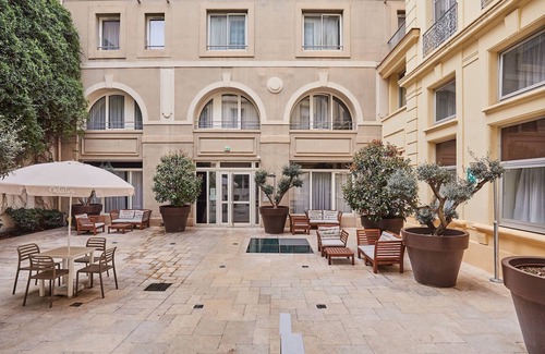 Gares Apartment | Super Endroit ! Appart équipé avec Wi-Fi gratuit