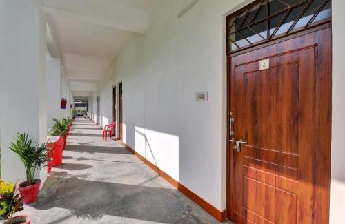 Indira Nagar Hotel | Super Hotel O Madhuraj Palace Takrohi Road