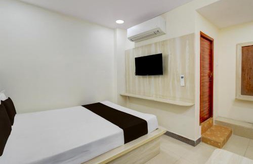 Begumpet Hotel | Super Hotel O Saibaba Temple Chintal Formerly Himagiri Luxury Room