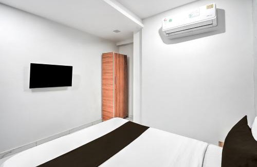 Surat Hotel | Super Hotel O Sneh Rashmi Botanical Garden Surat Formerly Stadium Plaza