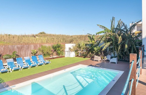 Sao Pedro da Cadeira Villa | Super Lisbon Coast Villa | 4 Bedrooms | Villa Assenta | Fantastic Sea Views | Foosball