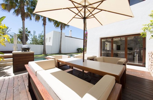 Santa Eulalia del Rio Villa | Super luxury, spacious modern villa ideal for families, walk to beach and town.