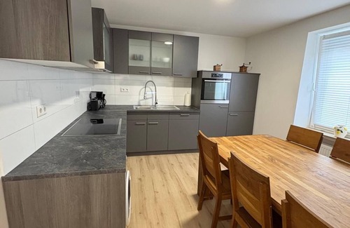Hagen House | Super nice and extremely large apartment approx. 145 m² in a country house in Priorei