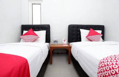 Semarang Hotel | Super OYO 1565 Palebon Residence