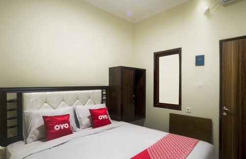 Pondok Aren Hotel | Super OYO 3354 Homia Residence