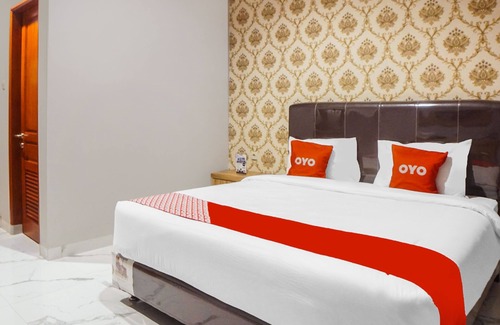 Medan Hotel | Super OYO Capital O 92066 Papakoel Hotel & Cafe