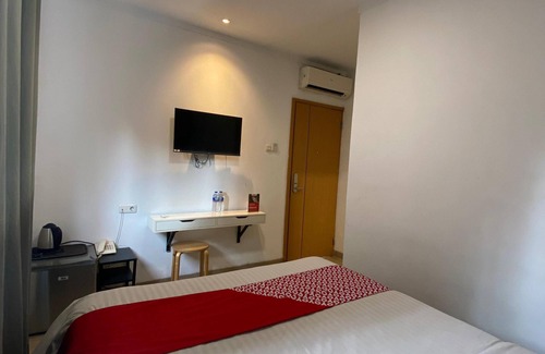 Gambir Hotel | Super OYO Cideng Timur Residence Near MONAS