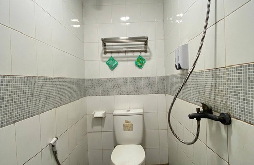 Gambir Hotel | Super OYO Cideng Timur Residence Near MONAS