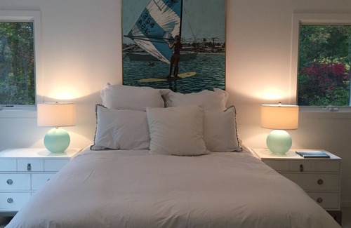 Springs House | Super Stylish East Hampton New Modern Beach House..